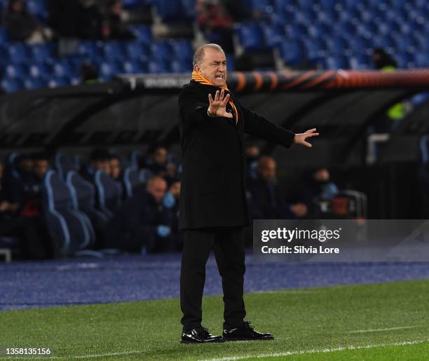 Fatih Terim head coach of Galatasaray gestures during the UEFA Europa League group E match between SS Lazio and Galatasaray at Olimpico Stadium on...