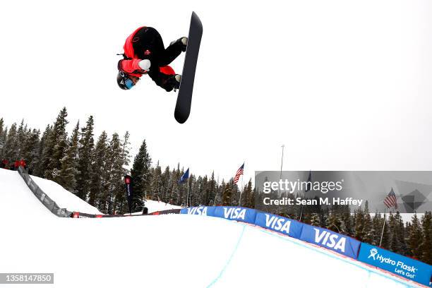 Elizabeth Hosking of Team Canada competes during the Women's Snowboard Halfpipe qualifying round of the Toyota U.S. Grand Prix Copper Mountain on...