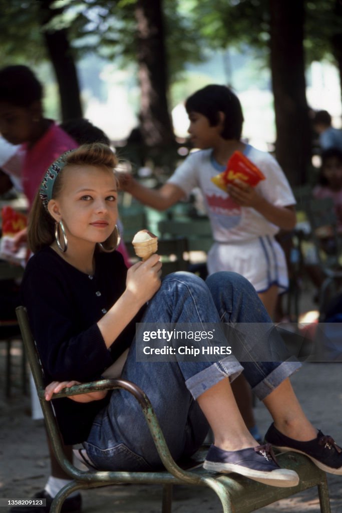 Portrait de l'actrice Alice Papierski, le 03 juillet 1987. News Photo