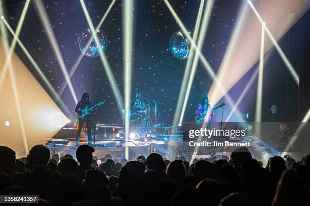 Drummer Donald Johnson Jr, guitarist Mark Speer and bassist Laura Lee of Khruangbin perform live on stage at Royal Oak Music Theatre on December 09,...