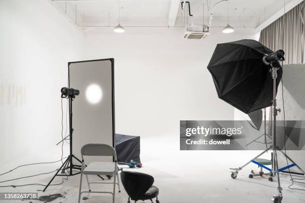 photo studio - studio camera stock pictures, royalty-free photos & images