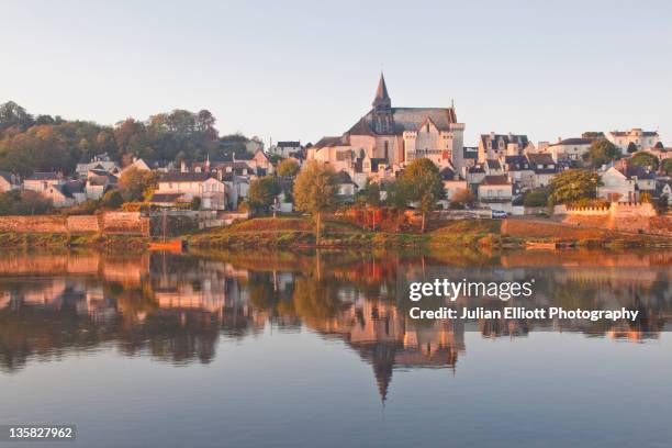 the village of candes saint martin in france. - indre et loire stock-fotos und bilder