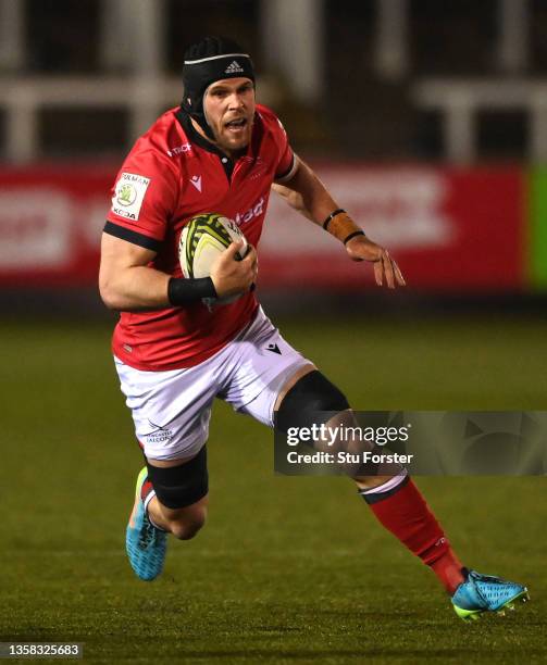 Falcons player Will Welch makes a break during the EPCR Challenge Cup match between Newcastle Falcons and Worcester Warriors at Kingston Park on...