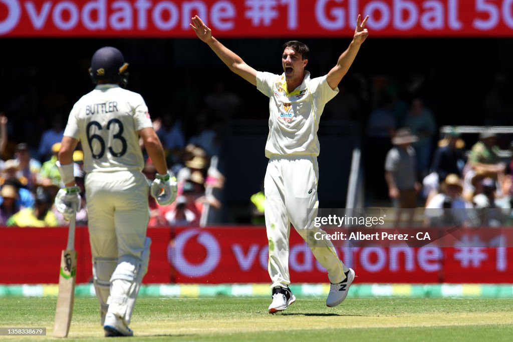 Australia v England - 1st Test: Day 4