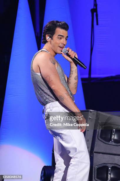 Joe Jonas of the Jonas Brothers performs onstage during iHeartRadio Z100 Jingle Ball 2021 on December 10, 2021 in New York City.