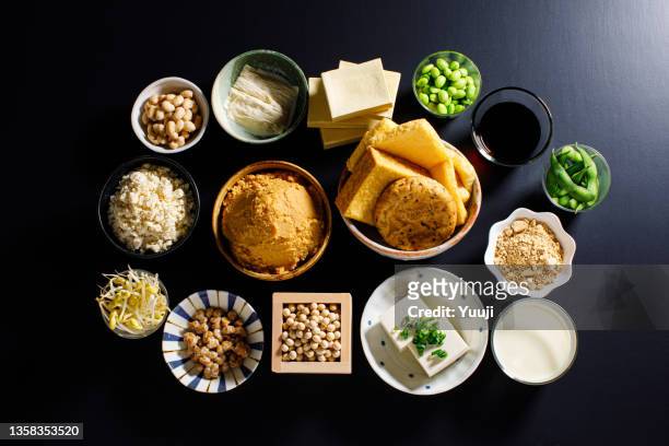 vegan food made from soybeans, a typical home cooking ingredient in japan. - miso sauce stockfoto's en -beelden