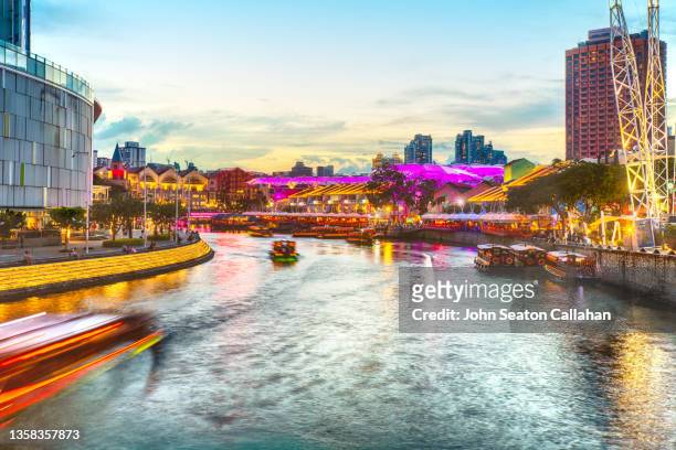 singapore, the singapore river at clarke quay - シンガポール川 ストックフォトと画像