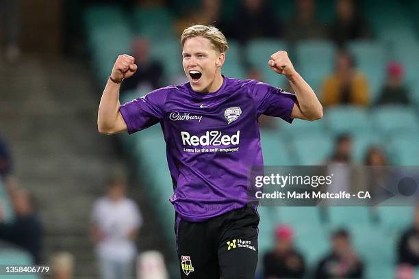 Nathan Ellis of the Hurricanes celebrates winning the Men's Big Bash League match between the Sydney Sixers and the Hobart Hurricanes at Sydney...