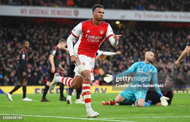 Gabriel Magalhaes of Arsenal celebrates after scoring their side's third goal past Willy Caballero of Southampton during the Premier League match...
