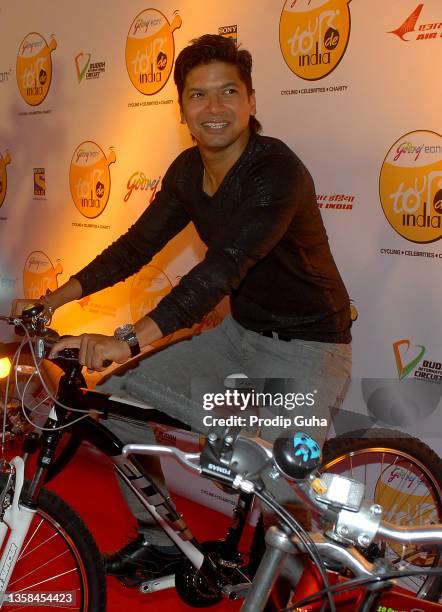 Shaan attends the launch of country's largest cycling event Godrej Eon tour de india on September 05,2012 in Mumbai, India.