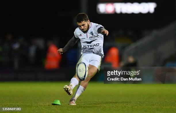 Louis Foursans of Montpellier kicks a penalty during the Heineken Champions Cup match between Exeter Chiefs and Montpellier at Sandy Park on December...