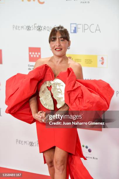 Candela Pena poses in the Press Room after winning the Best Actress Award during the 27th edition of 'Jose Maria Forque Awards' at Palacio Municipal...