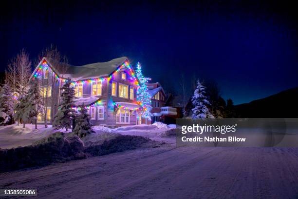 christmas scenes - village america stock-fotos und bilder