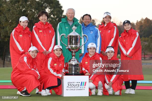 Sakura Koiwai, JLPGA president Hiromi Kobayashi, JGTO Chairman Isao Aoki, PGA Chairman Masahiro Kuramoto, Erika Hara, Erika Kikuchi Minami Katsu, Mao...