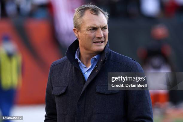 General Manager John Lynch of the San Francisco 49ers looks on during warm up before the game against the Cincinnati Bengals at Paul Brown Stadium on...