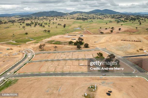 road construction in new housing development in rural australia - australian capital territory stock pictures, royalty-free photos & images