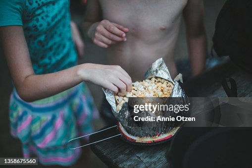 Kids eating popcorn Kids eating popcorn