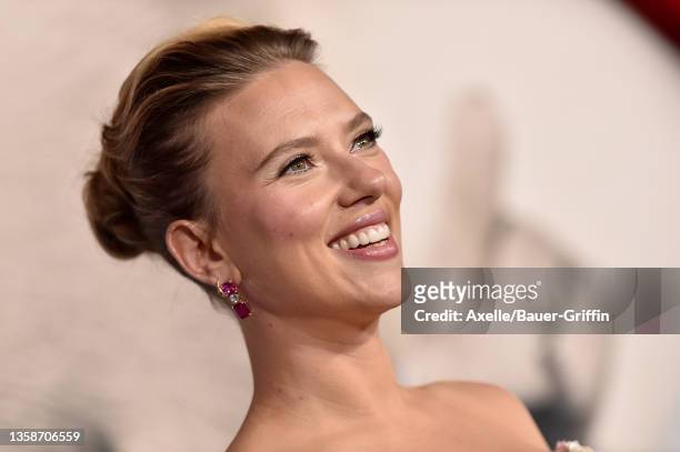Scarlett Johansson attends the Premiere of Illumination's "Sing 2" on December 12, 2021 in Los Angeles, California.