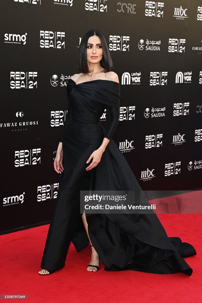 Diala Makki attends the Closing Ceremony Red Carpet at The Red Sea