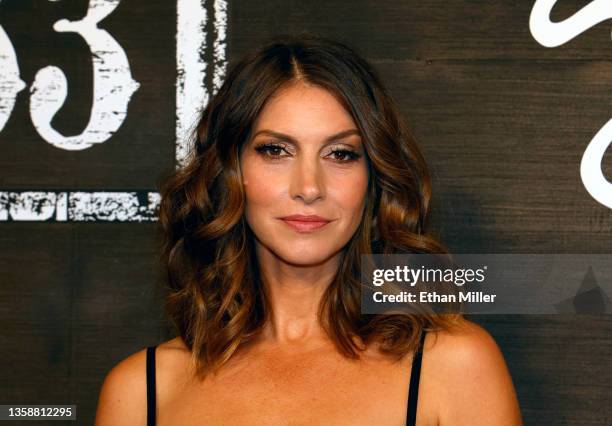 Dawn Olivieri arrives at the world premiere of "1883" at Encore Beach Club at Wynn Las Vegas on December 11, 2021 in Las Vegas, Nevada.