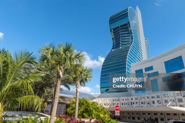 hard rock guitar hotel and casino - guitar shop stock pictures, royalty-free photos & images