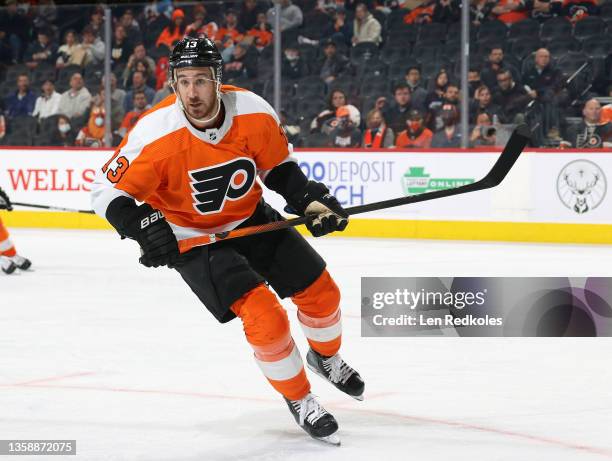 Kevin Hayes of the Philadelphia Flyers skates against the Colorado Avalanche at the Wells Fargo Center on December 6, 2021 in Philadelphia,...