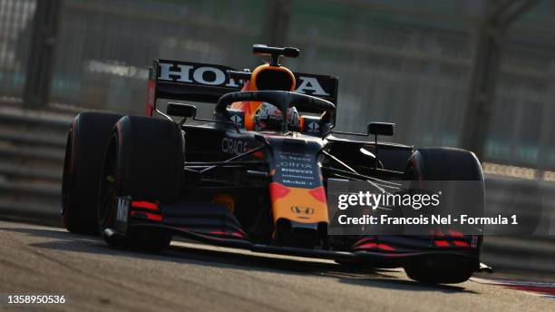 Max Verstappen of the Netherlands driving the Red Bull Racing RB16B Honda during Formula 1 testing at Yas Marina Circuit on December 14, 2021 in Abu...