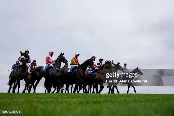 General view as runners gather for the start of The MansionBet Proud To Support British Racing Novices' Hurdle at Wincanton Racecourse on December...
