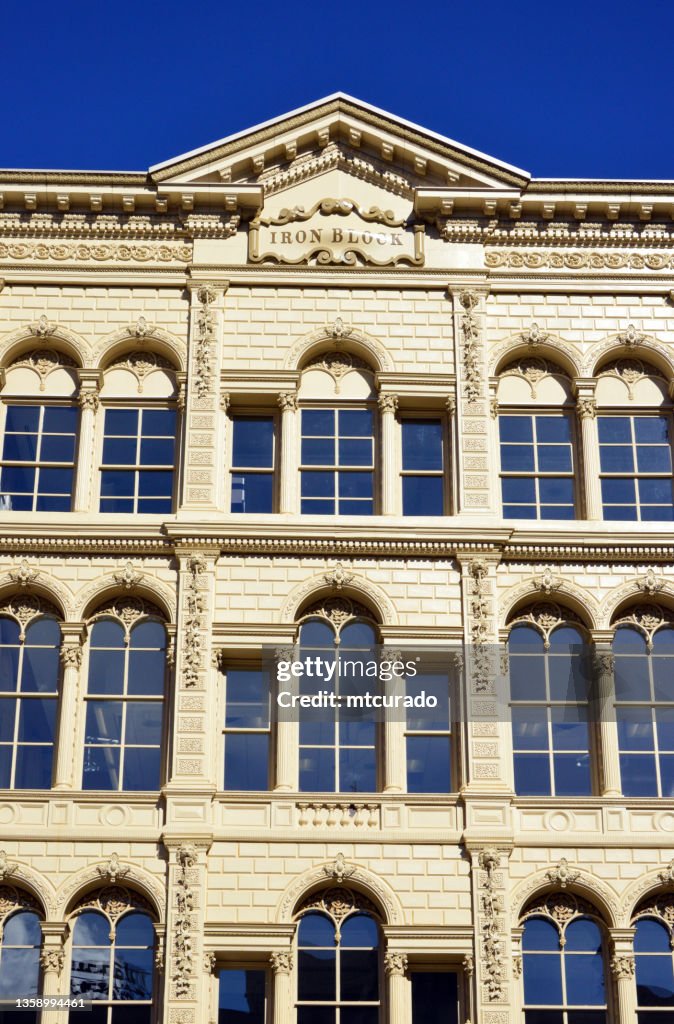 Iron Block building (1860) - Fassade mit palladianischen Fenstern, Milwaukee, Wisconsin, USA