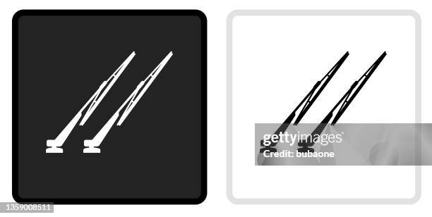stockillustraties, clipart, cartoons en iconen met windshield wipers icon on  black button with white rollover - ruitenwisser