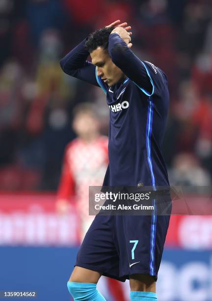 Davie Selke of Hertha Berlin looks dejected after missing a shot on goal during the Bundesliga match between 1. FSV Mainz 05 and Hertha BSC at MEWA...