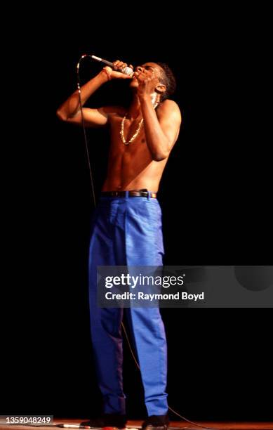 Hal Singer Competition 67 Bobby Brown 1988 Photos & High Res Pictures - Getty Images