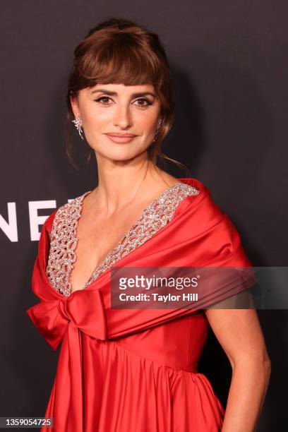 Penelope Cruz, wearing Chanel, attends the 2021 MoMA Film Benefit presented by Chanel at The Museum of Modern Art on December 14, 2021 in New York...