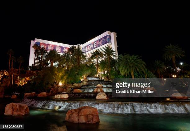 An exterior view shows The Mirage Hotel & Casino on December 14, 2021 in Las Vegas, Nevada. MGM Resorts International has agreed to sell the Las...