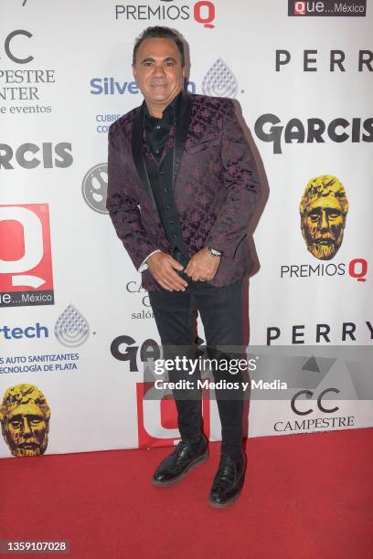 Gerardo Quiroz poses for photos on the red carpet during the Q Awards by Q magazine at Teatro Centenario Coyoacan on December 14, 2021 in Mexico...