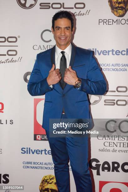 Juan Vidal poses for photos on the red carpet during the Q Awards by Q magazine at Teatro Centenario Coyoacan on December 14, 2021 in Mexico City,...