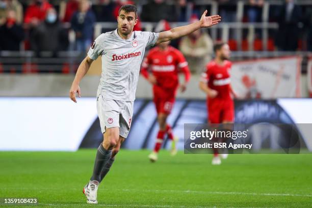 Sokratis Papastathopoulos of Olympiacos Piraeus reacts during the UEFA Europa League match between Royal Antwerp FC and Olympiakos Piraeus at De...