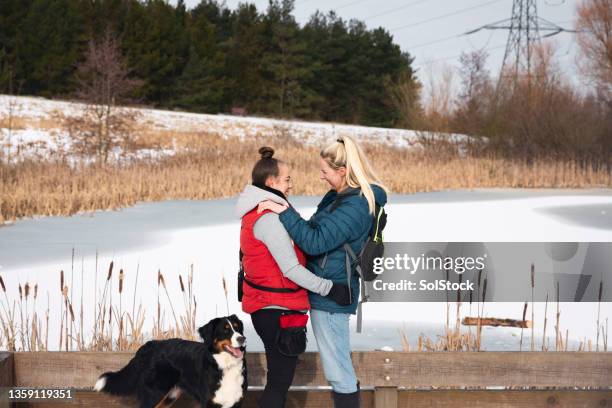 what a lovely day - images of lesbians kissing stock pictures, royalty-free photos & images