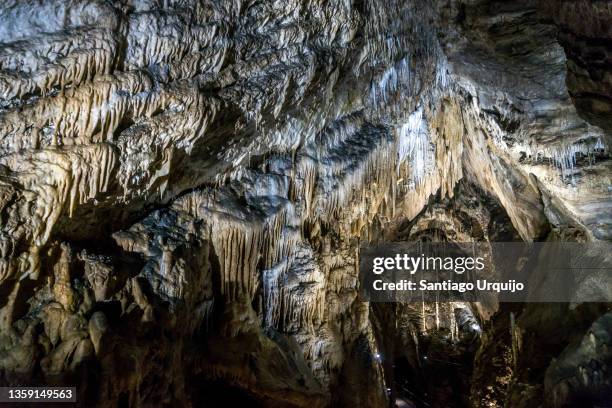 caves of han - grotte stock-fotos und bilder