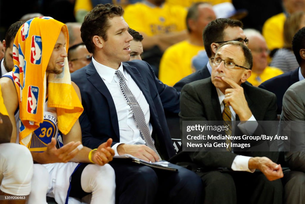GOLDEN STATE WARRIORS VS MEMPHIS GRIZZLIES