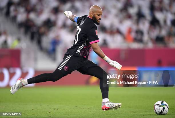 Rais Mbolhi of Algeria in action during the FIFA Arab Cup Qatar 2021 Semi-Final match between Qatar and Algeria at Al Thumana Stadium on December 15,...