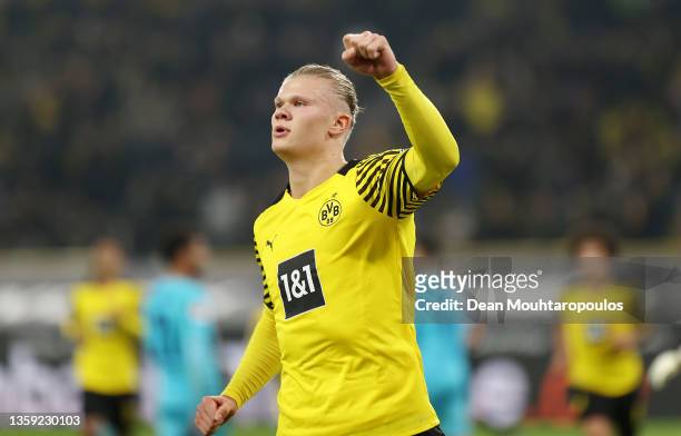 Erling Haaland of Borussia Dortmund celebrates after scoring their team's first goal during the Bundesliga match between Borussia Dortmund and SpVgg...