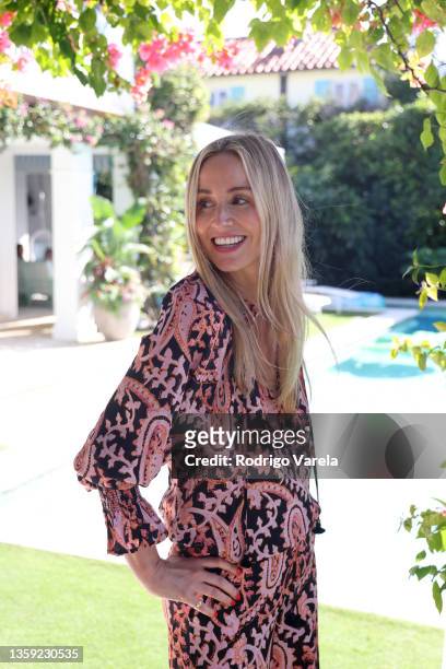 Caitlin Kelly attends "A Retro Chic Afternoon" hosted by FIGUE, at Designer and CEO, Liz Lange's home, celebrating her inaugural collection with the...
