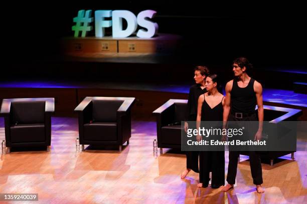 Dancers Hava Hudry, Gaetan Vermeulen, Lisa Langlois, perform on stage during the "Reporters D'Espoirs" : Party, at Maison de la Radio on December 15,...