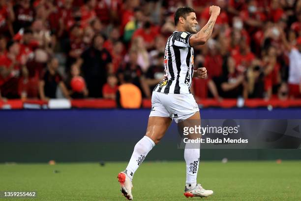 Hulk of Atletico Mineiro celebrates after scoring the secon goal of his team during the second leg match between Athletico Paranaense and Atletico...
