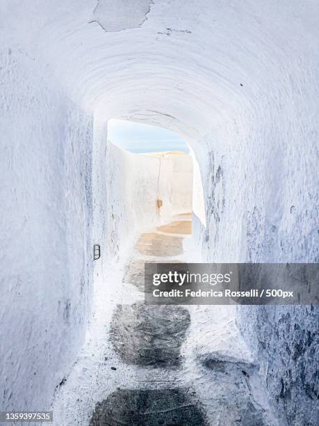 a santorini walk,full frame shot of snow covered road,santorini,greece - ancient thira stock pictures, royalty-free photos & images