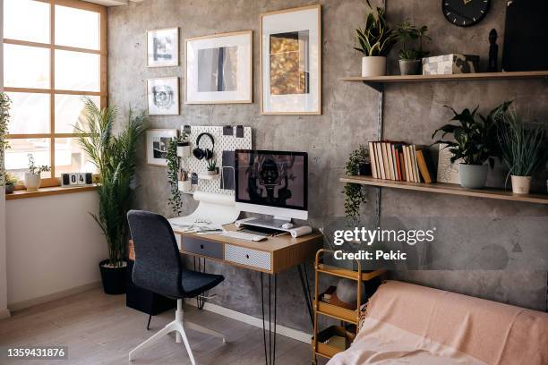 empty home office - small office stock pictures, royalty-free photos & images