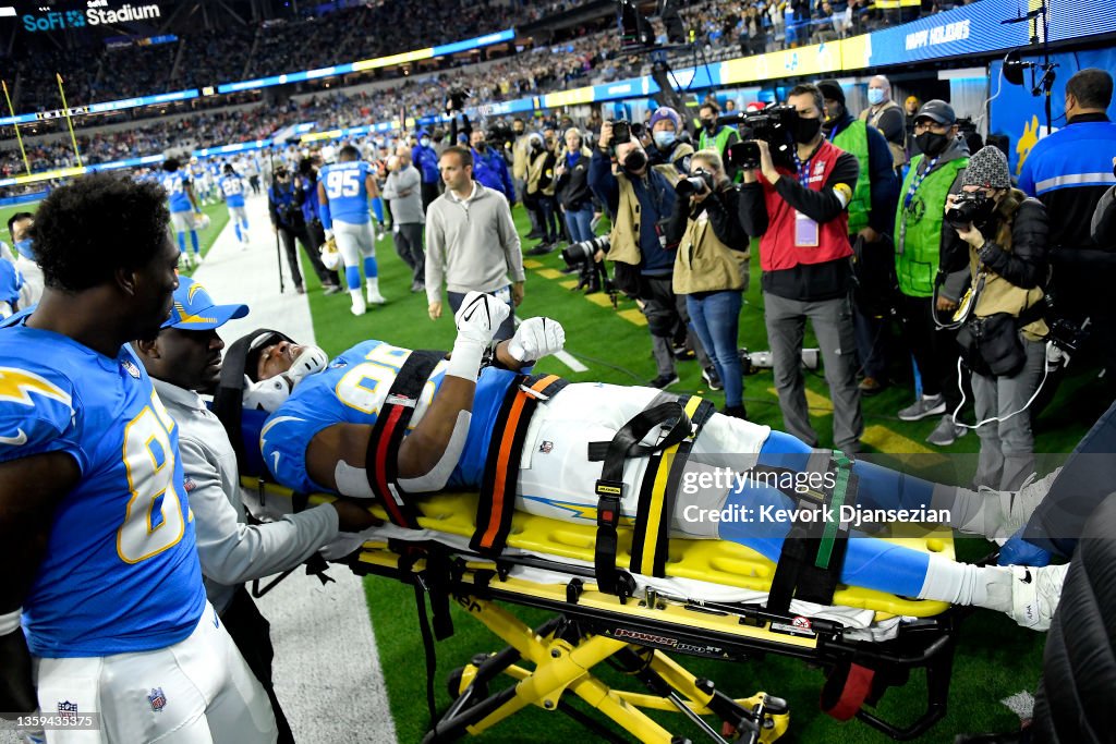 Kansas City Chiefs v Los Angeles Chargers