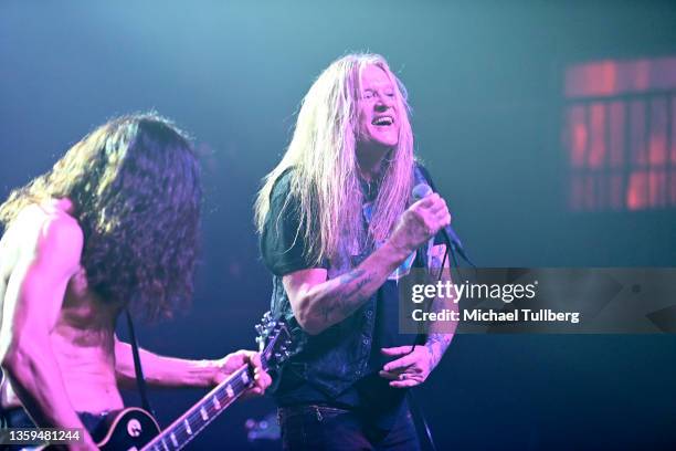 Sebastisn Bach Rocker Sebastian Bach Photos Photos and Premium High Res Pictures - Getty Images
