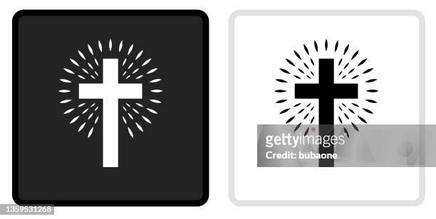 christliches kreuzsymbol auf schwarzem knopf mit weißem rollover - christentum stock-grafiken, -clipart, -cartoons und -symbole